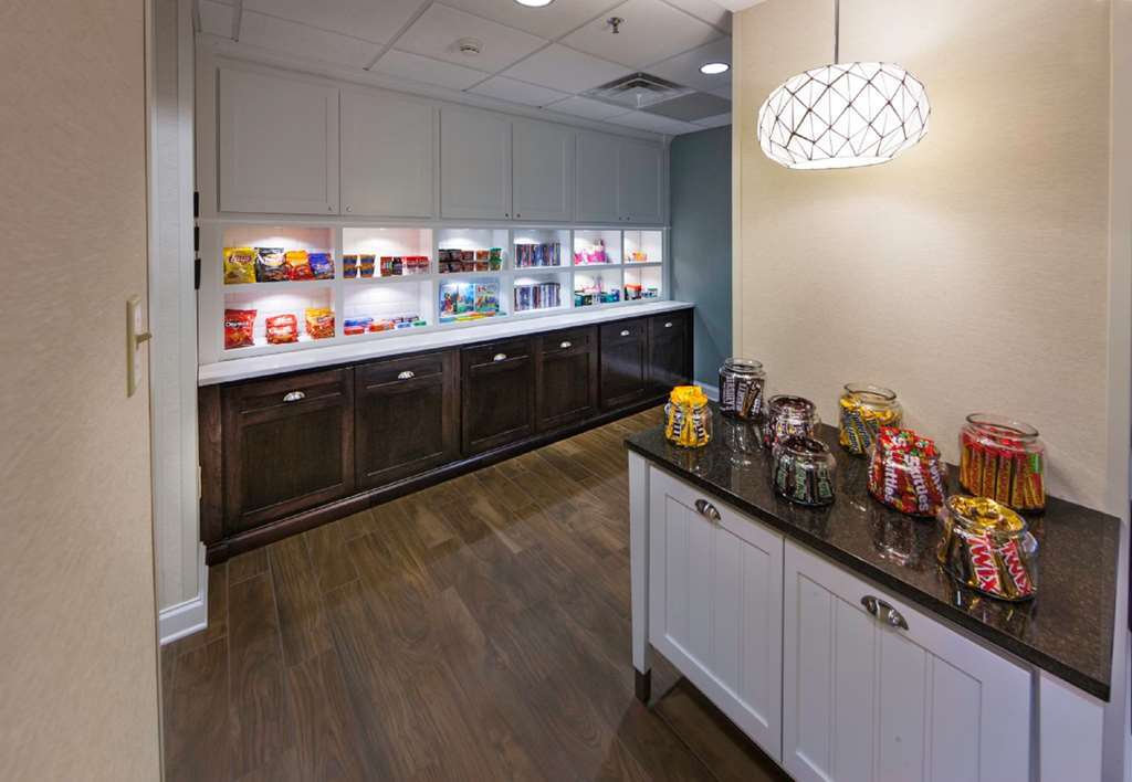 Homewood Suites Champaign-Urbana Restoran gambar